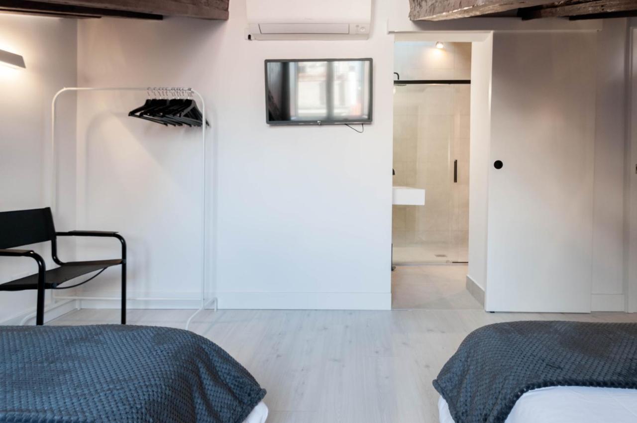 Hellenhost - Gran Via Daire Madrid Dış mekan fotoğraf