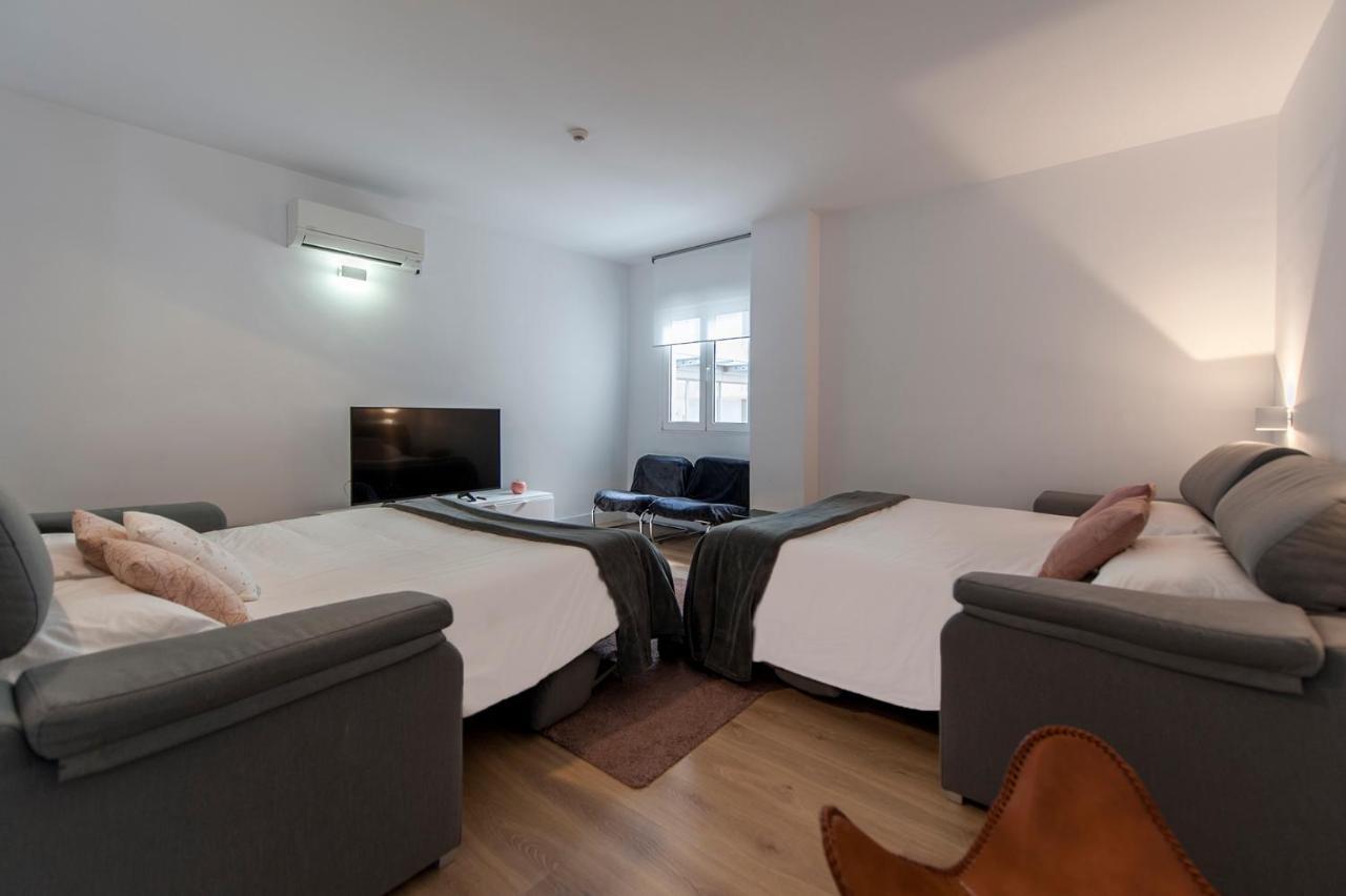 Hellenhost - Gran Via Daire Madrid Dış mekan fotoğraf