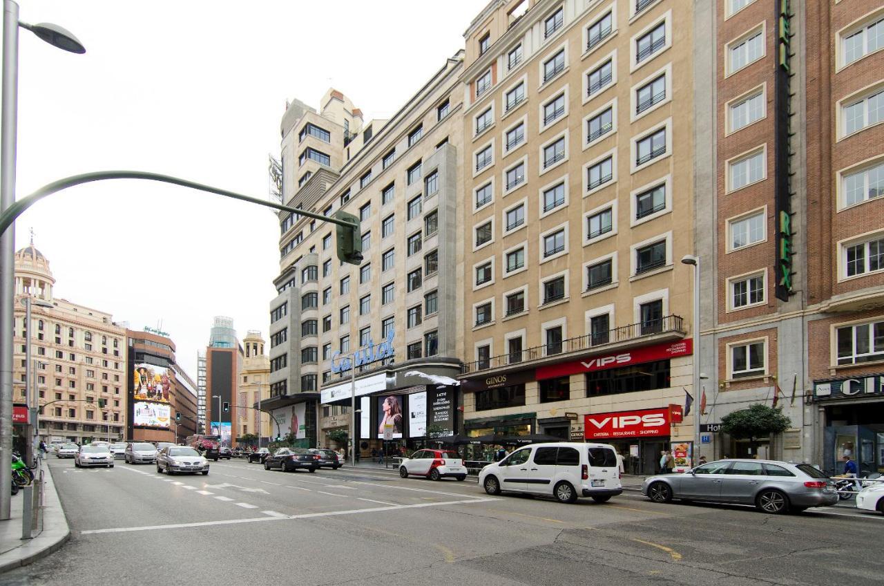 Hellenhost - Gran Via Daire Madrid Dış mekan fotoğraf