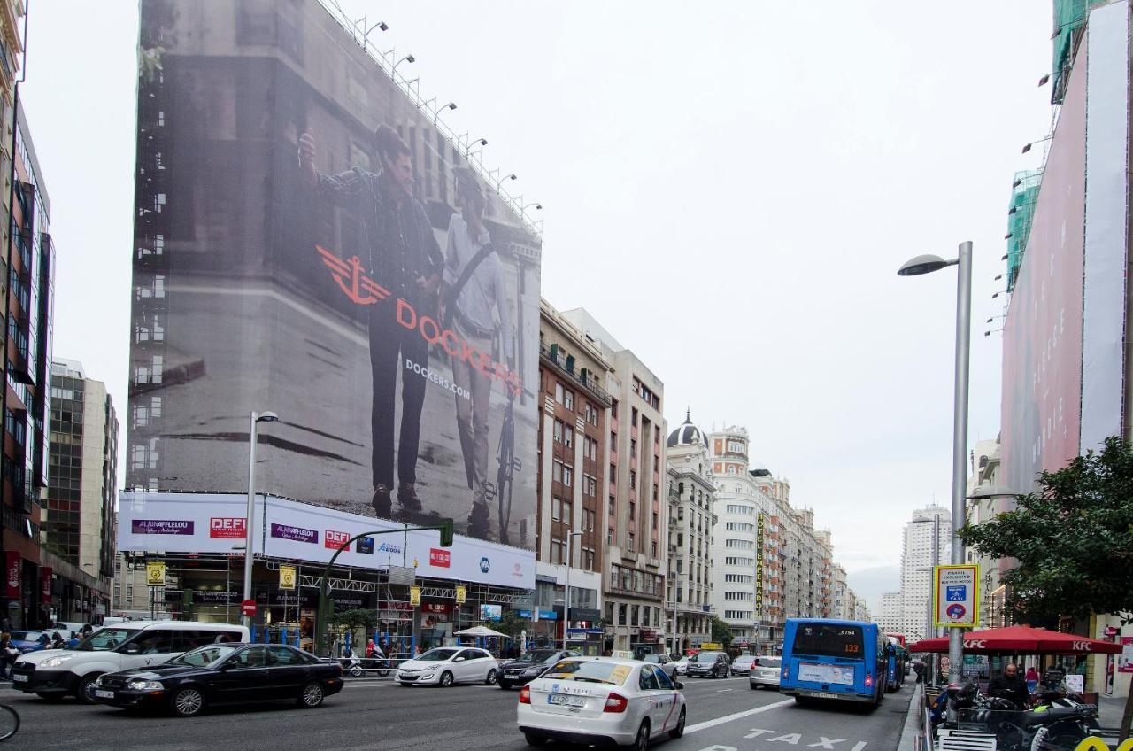 Hellenhost - Gran Via Daire Madrid Dış mekan fotoğraf